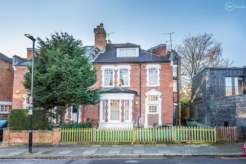 1 bedroom apartment for sale - Clifton Road, Crouch End N8