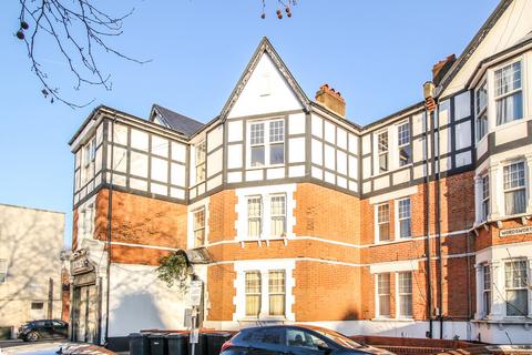 2 bedroom apartment to rent, Wordsworth Parade, Turnpike Lane N8