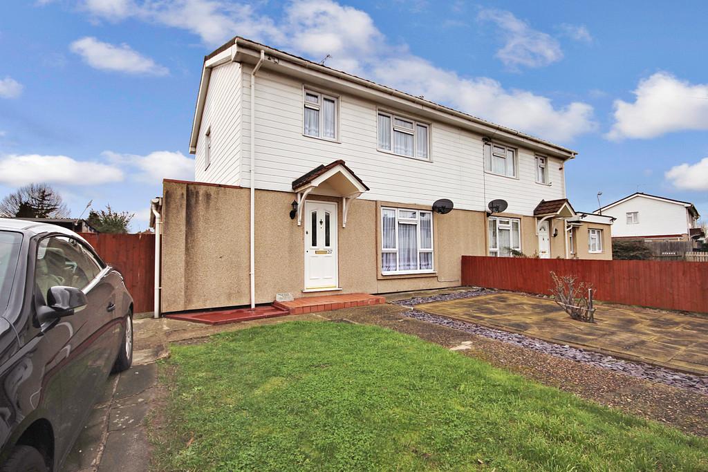 Maiden Lane, Crayford, Kent 3 bed semidetached house £1,400 pcm (£