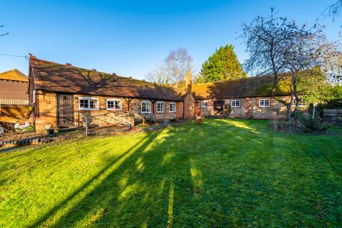 5 bedroom barn conversion for sale - Bottom Road, Radnage, High Wycombe, Buckinghamshire, HP14