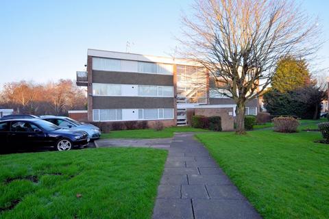 3 bedroom ground floor flat for sale - Middlefield Gardens, Hurst Green , Halesowen