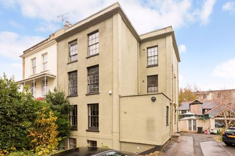 2 bedroom apartment for sale - Richmond Hill Avenue, Clifton