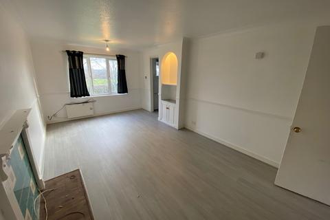 2 bedroom flat to rent, Maltby Drive, Greater London EN1