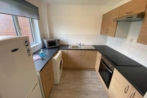 2 bedroom flat to rent, Maltby Drive, Greater London EN1