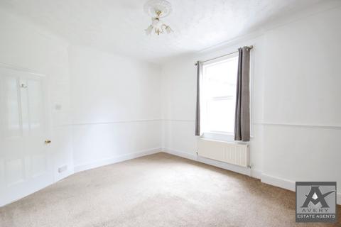 2 bedroom flat to rent, Ashcombe Park Road, BS23