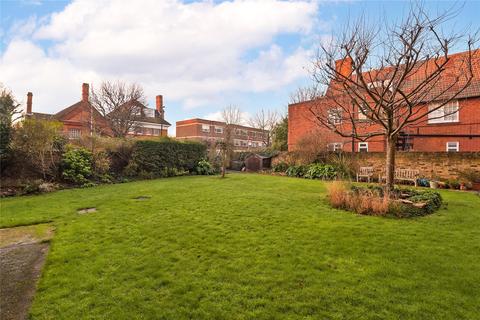 Flat 20, Sydney House Woodstock Road, London, W4 1DP