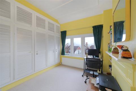 Flat 20, Sydney House Woodstock Road, London, W4 1DP
