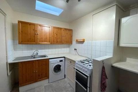 2 bedroom terraced house for sale - Mill Bank, Haverfordwest, Sir Benfro, SA61