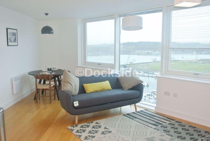 Dock Head Road, Chatham 2 bed apartment £1,250 pcm (£288 pw)