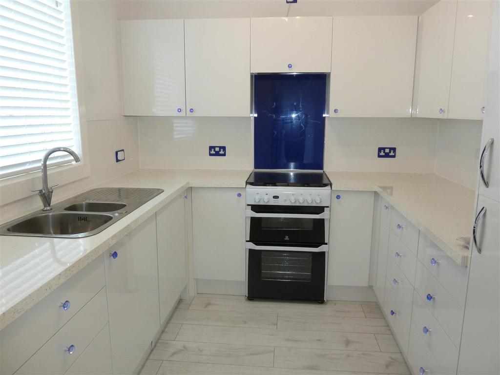 Mcneil Crescent, Armadale, Bathgate 3 bed house £125,000