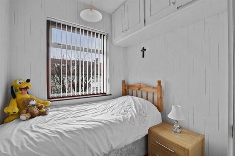 12 Wesley Avenue, London, NW10 7BN