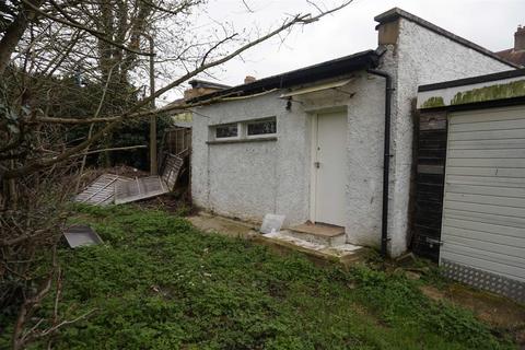 1 Park Mead, Harrow, HA2 8NQ