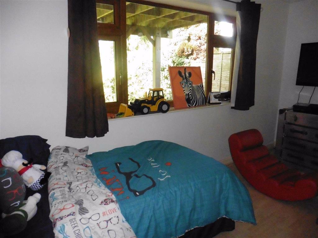Bedroom 4 (rear)