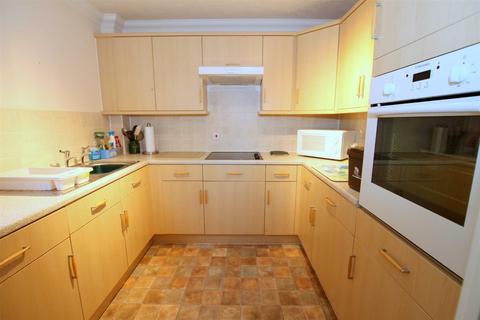 1 bedroom flat for sale - Daniels Lodge, Montagu Road, Highcliffe, Highcliffe