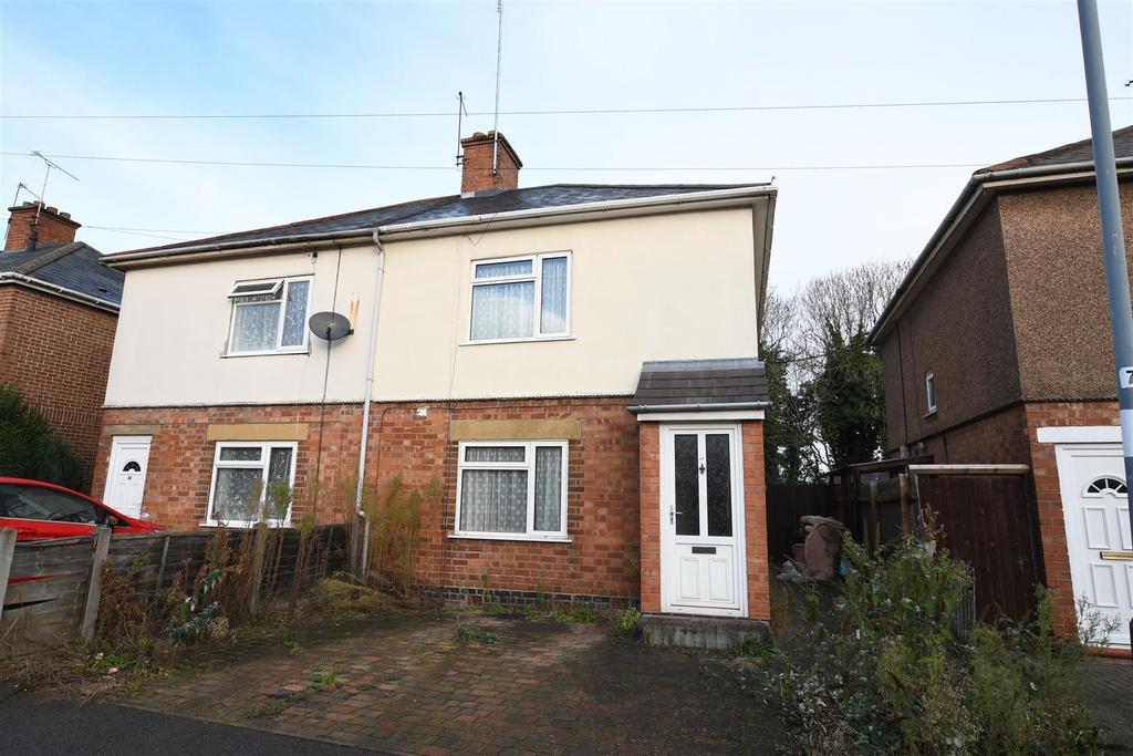 Bury Road, Leamington Spa 3 bed semidetached house £200,000