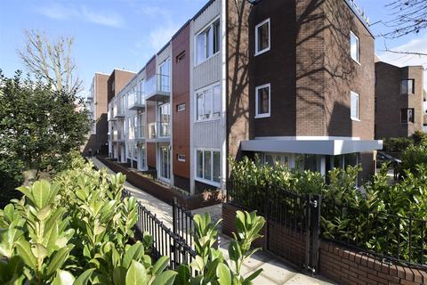 1 bedroom flat to rent - Berwick Quarters 8-10 Knoll Rise OrpingtonKent