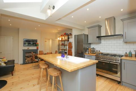 63 Athelstan Road, Faversham, ME13 8QN