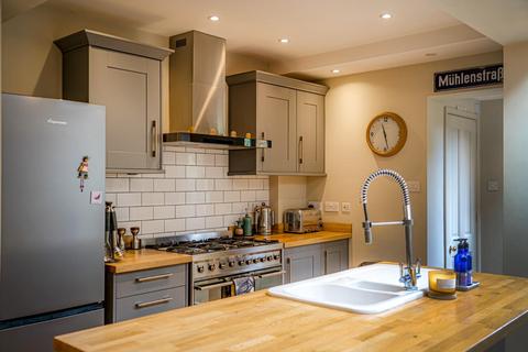 63 Athelstan Road, Faversham, ME13 8QN