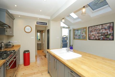 63 Athelstan Road, Faversham, ME13 8QN