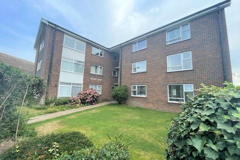 2 bedroom flat for sale - Reigate Road, Worthing