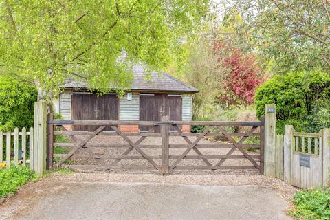 3 bedroom cottage for sale - Poachers Cottage, Great Dalby