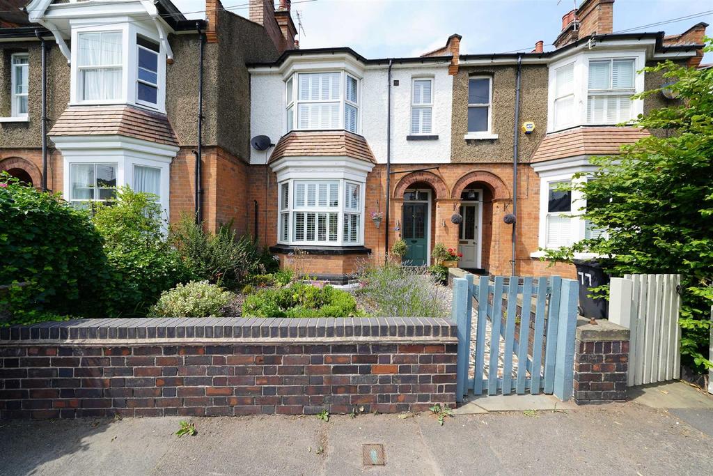 Cubbington Road, Leamington Spa 4 bed terraced house £550,000