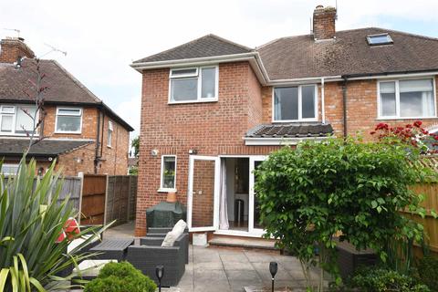 62 Gresham Avenue, Leamington Spa, CV32 7RA