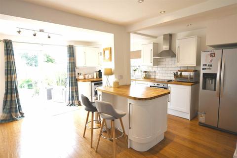 62 Gresham Avenue, Leamington Spa, CV32 7RA