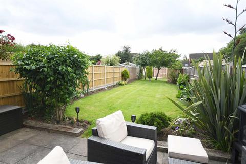 62 Gresham Avenue, Leamington Spa, CV32 7RA