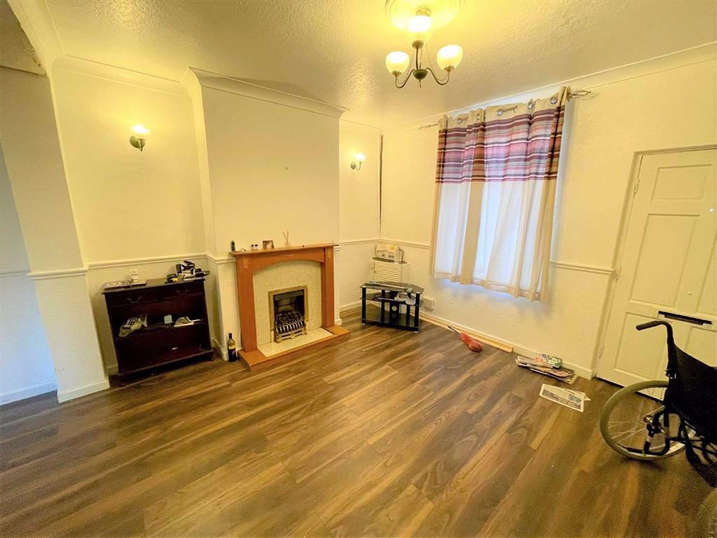 Henrietta Street, Leigh 2 bed terraced house £79,950