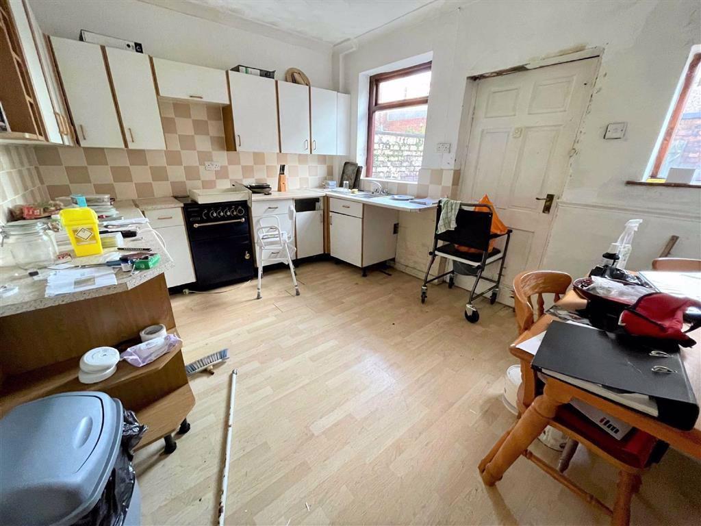 Henrietta Street, Leigh 2 bed terraced house £79,950