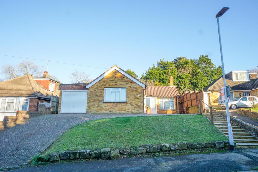 Upper Glen Road, St. LeonardsOnSea 2 bed detached bungalow £360,000