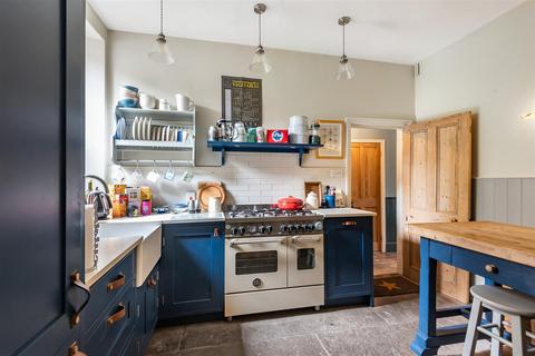 4 bedroom semi-detached house for sale, The Square, Broadwindsor, Beaminster