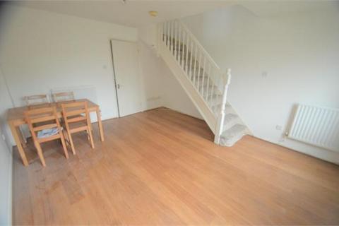 2 bedroom terraced house to rent, Brancaster Drive, Mill Hill, NW7