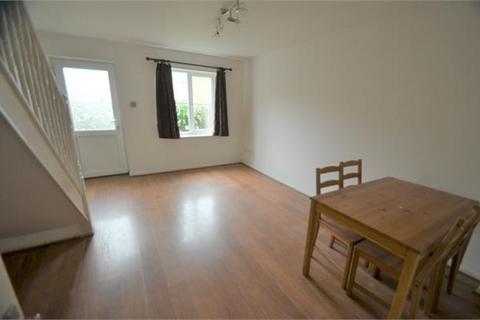 2 bedroom terraced house to rent, Brancaster Drive, Mill Hill, NW7