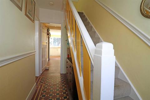 67 Hanworth Road, Warwick, CV34 5DY