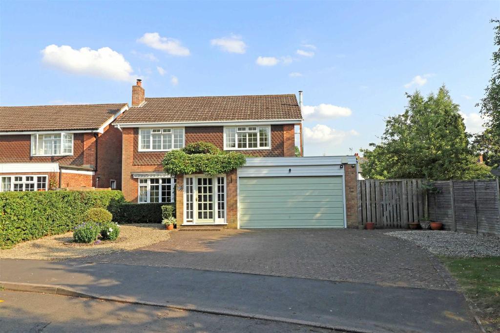 Oakdene Close, Claverdon, Warwick 4 bed detached house £565,000