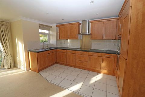 21 Bread And Meat Close, Warwick, CV34 6HF