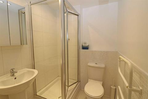 21 Bread And Meat Close, Warwick, CV34 6HF
