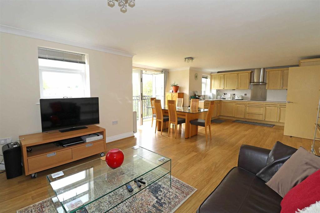 Bread And Meat Close, Warwick 2 bed apartment £254,995