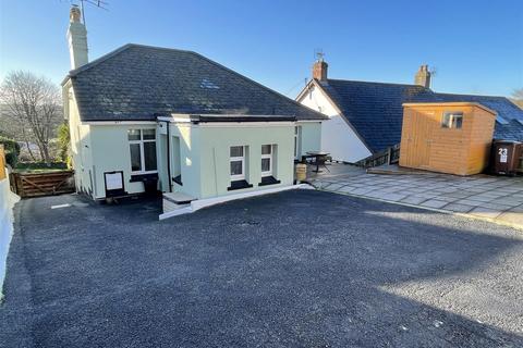 3 bedroom detached bungalow for sale - Trevanion Road, St. Austell