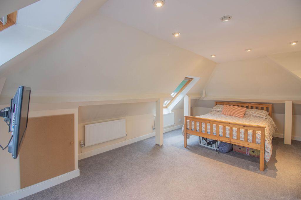 Bedroom 3 (Double)