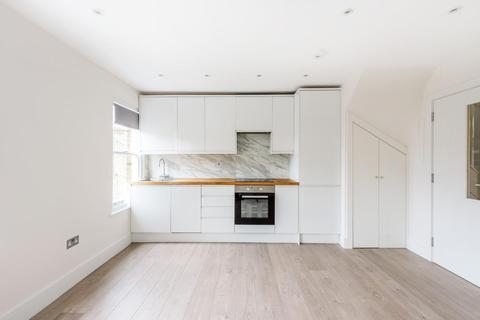 68c Glengall Road, London, NW6 7ER