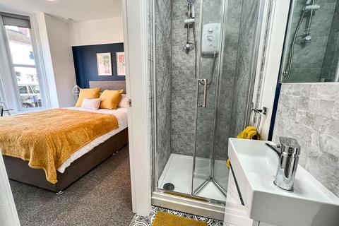 undefined, Room 1, 88 Legsby Avenue