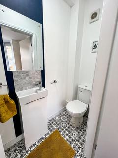 undefined, Room 1, 88 Legsby Avenue