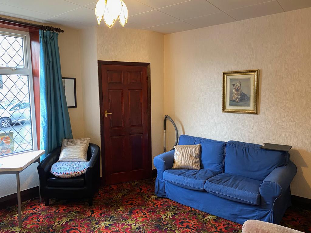 Waverley Terrace, Huddersfield, West Yorkshire, HD1 2 bed terraced