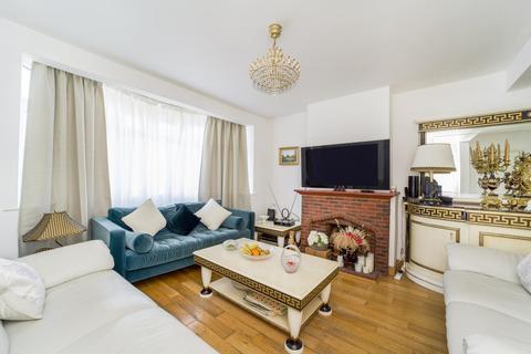 67 Blakes Avenue, New Malden, KT3 6RF