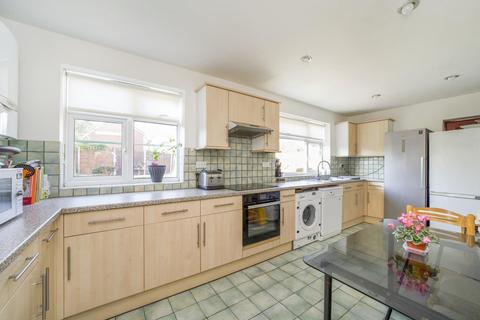 67 Blakes Avenue, New Malden, KT3 6RF
