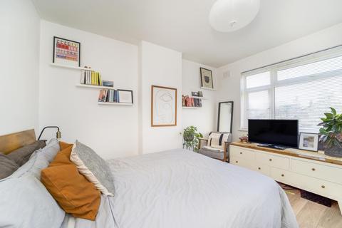 67 Blakes Avenue, New Malden, KT3 6RF