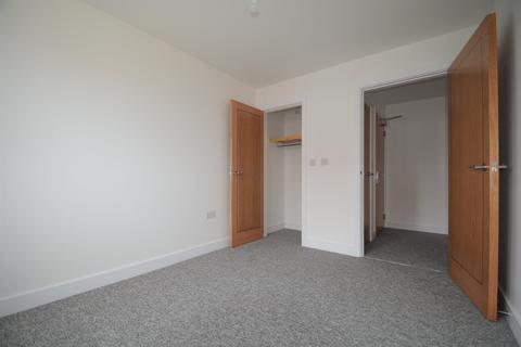2 bedroom apartment to rent - 1 Winchester Park Road, Sandown PO36